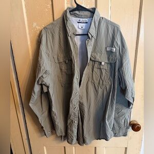 Columbia PFG Men's Khaki Fishing Shirt size M